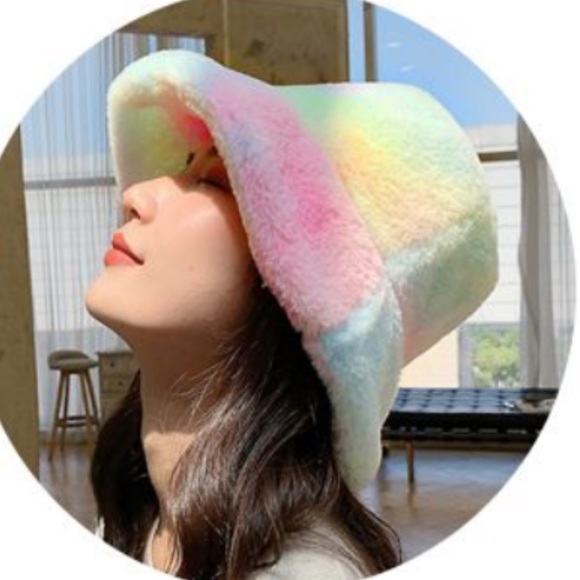 Women Tie Dye Rainbow Fluffy Faux Fur Bucket Hat - Picture 4 of 12